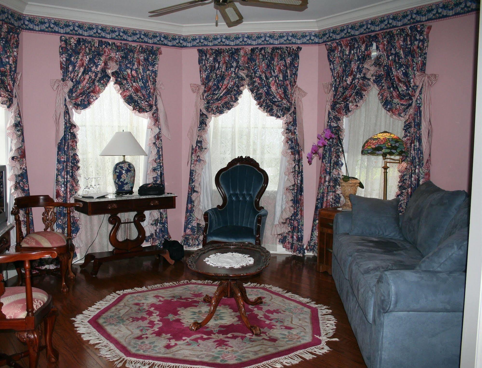 Heron Cay Lakeview Bed & Breakfast เมาท์ดอรา ภายนอก รูปภาพ