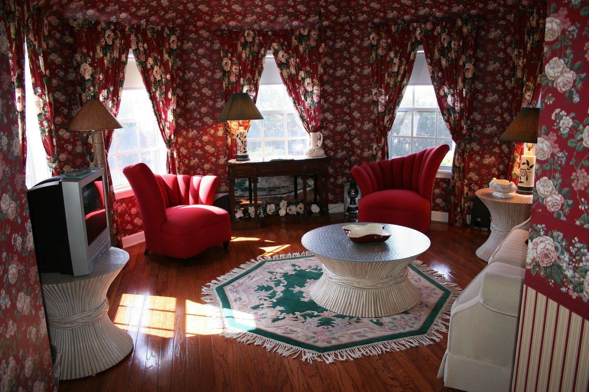 Heron Cay Lakeview Bed & Breakfast เมาท์ดอรา ภายนอก รูปภาพ